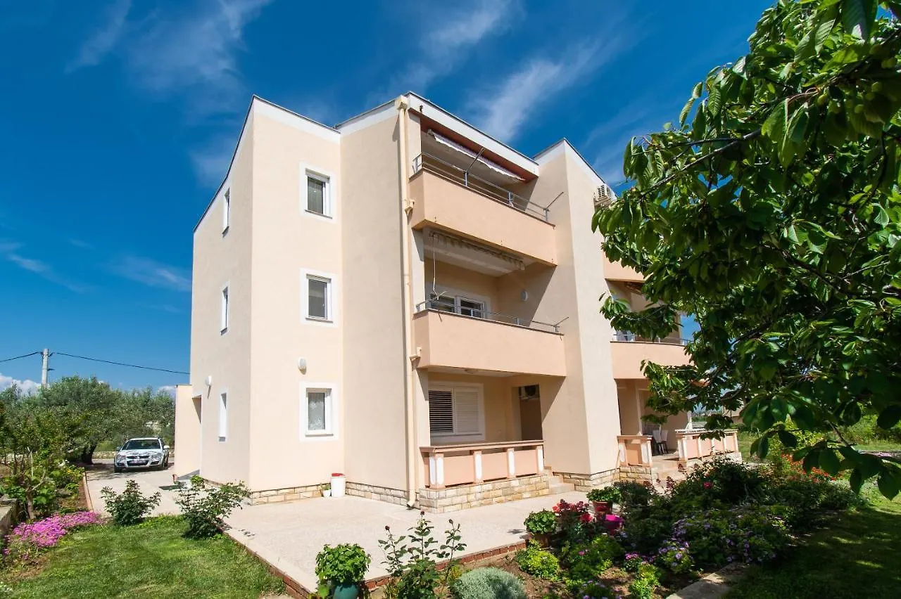 Apartments Stefa بريفلاكا كرواتيا