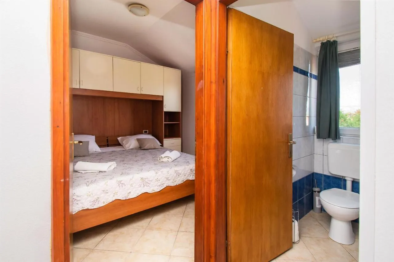 Apartments Stefa بريفلاكا